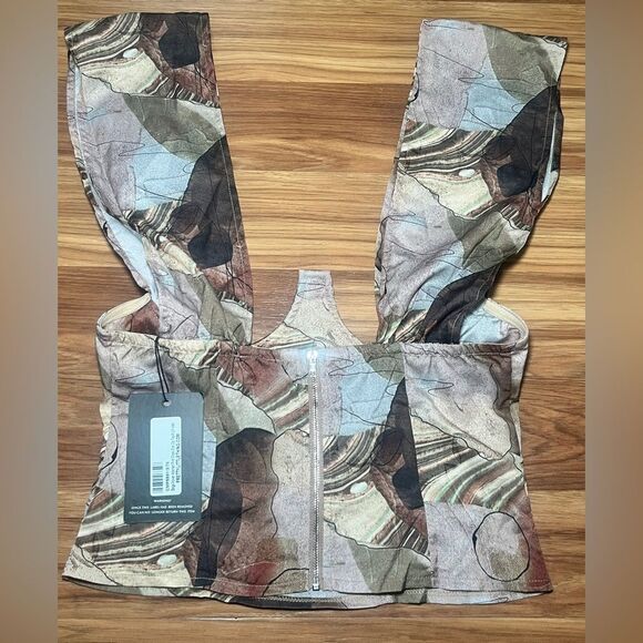 Pretty Little Thing Beige Woven Abstract Print Cross Over Zip Top Size 4 - Picture 5 of 7